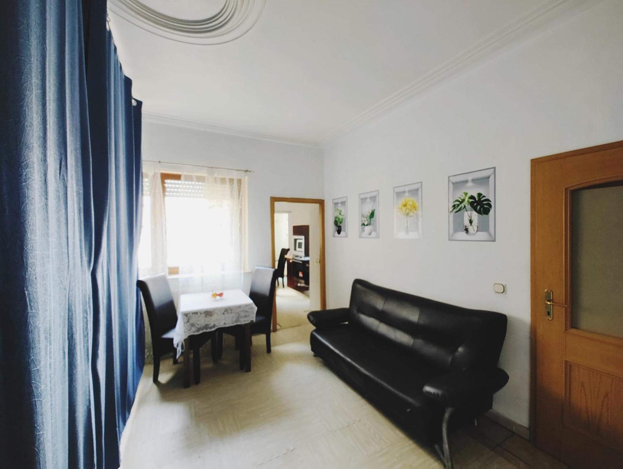The Ark Eco Homestay Esch-sur-Alzette Bagian luar foto